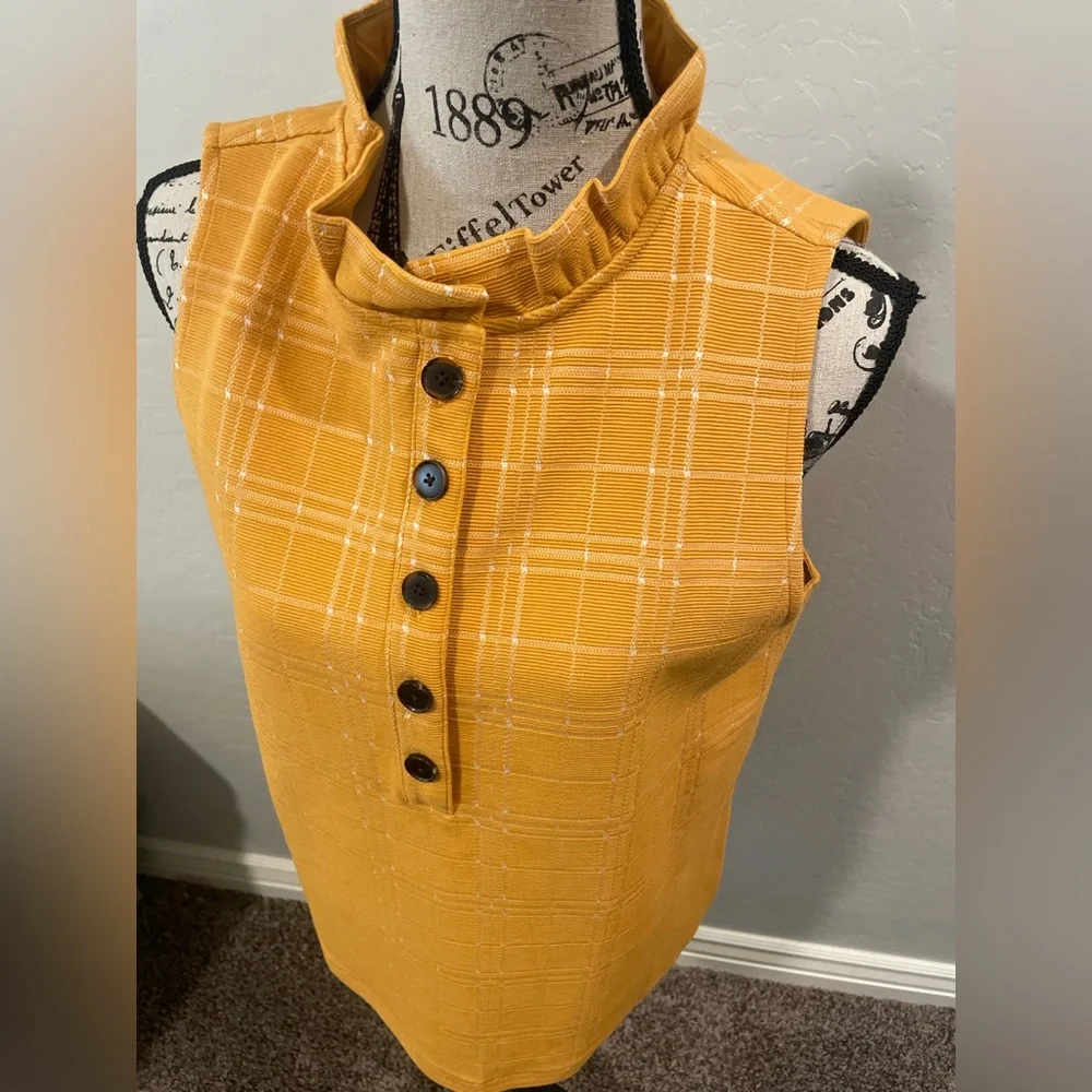 Ann Taylor Top - Picture 1 of 6